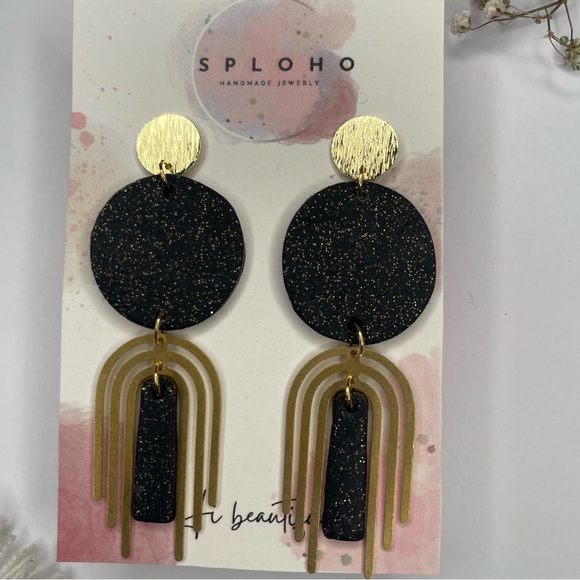 Handmade Elegant Boho Clay Earrings - Picture 5 of 8